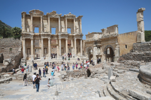 이인식기자의 여행이야기<br>화려함 간직한 ‘로마제국’의 유산 에페소스(Ephesos)