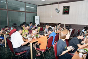 삼복 더위 속 삼계탕으로 나눈 이웃사랑