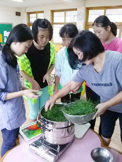 장평초, “송편 만들며 마음을 나눠요”