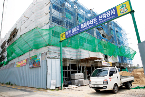 비산먼지 방지시설 없이 ‘배짱 공사’