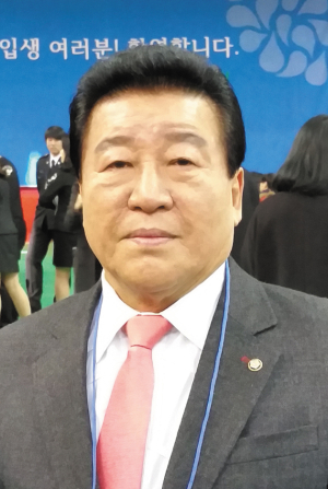 설레는 봄 “15학번 새내기랍니다”