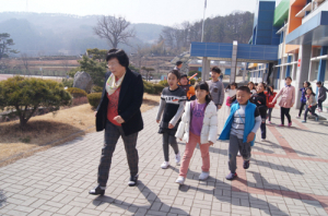정산초, 적의 공습으로부터 생명을 보호해요