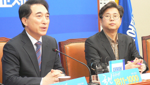  안희정 15인 후원회장, '지지율 25%' 올릴까