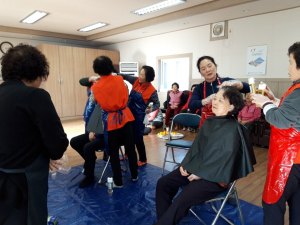 뜻깊은 크리스마스이브를 보낸 목면자원봉사 거점센터 