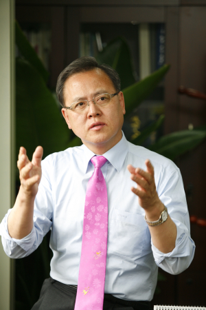 이명수 보건복지위원장, 자유한국당 인재영입위원장으로 임명