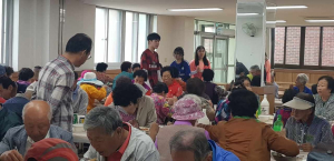  정산고 어르신 초청 경로잔치 개최