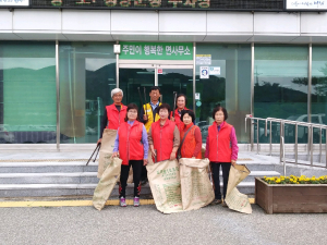 대치면 여성자원봉사회·적십자회 청소봉사 전개