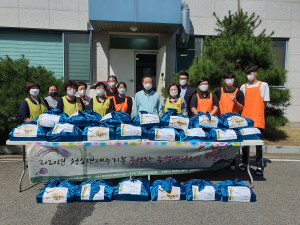 (사)청양군자원봉사센터, 추석음식 선물 꾸러미 만들어 어려운 이웃에 전달 