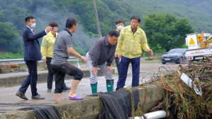 정진석 국회부의장, 청양군 수해 피해현장 방문