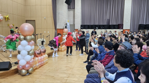 부여군노인종합복지관 ‘어버이날’ 기념 “제4회 경로효친 큰잔치”성황리에 개최