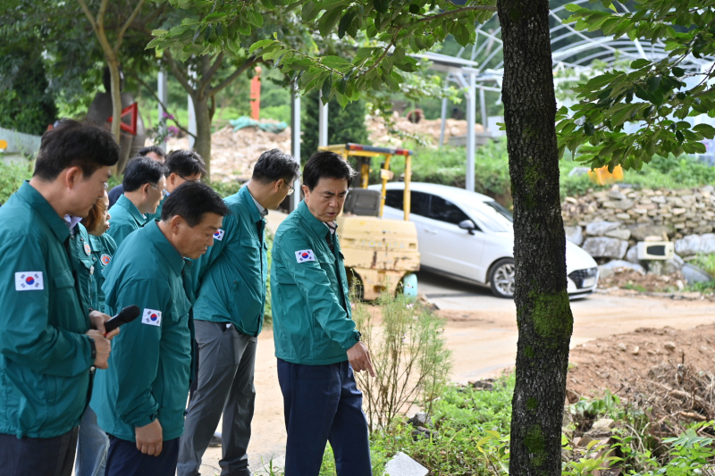 김태흠 지사, 호우 피해 복구 현장 점검