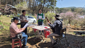 고희(古稀)를 넘긴 동창…산속 작은 음악회 이채